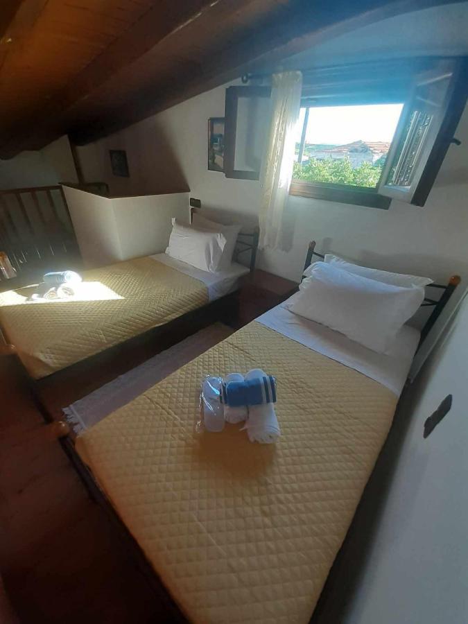 Kyriaki's Traditional House * Epano Vathia